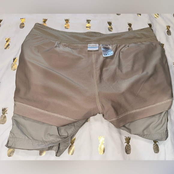 Columbia Khaki Skort Size 12 EUC - Picture 11 of 16